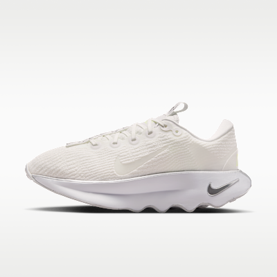 WMNS+NIKE+MOTIVA.png